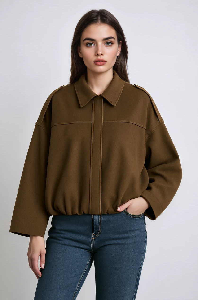 Essential Kort Oversize Jakke med Ballonærmer