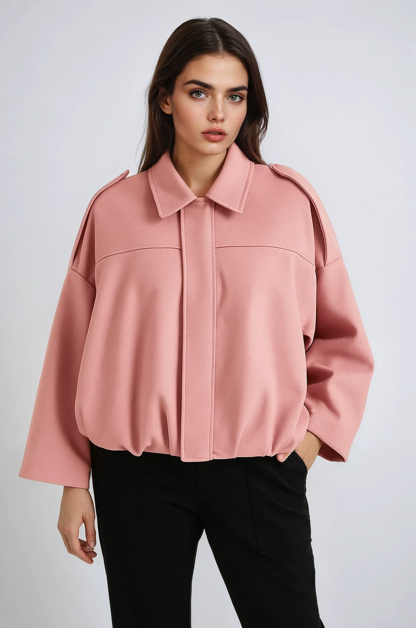 Essential Kort Oversize Jakke med Ballonærmer