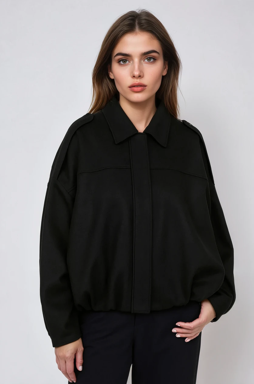 Essential Kort Oversize Jakke med Ballonærmer
