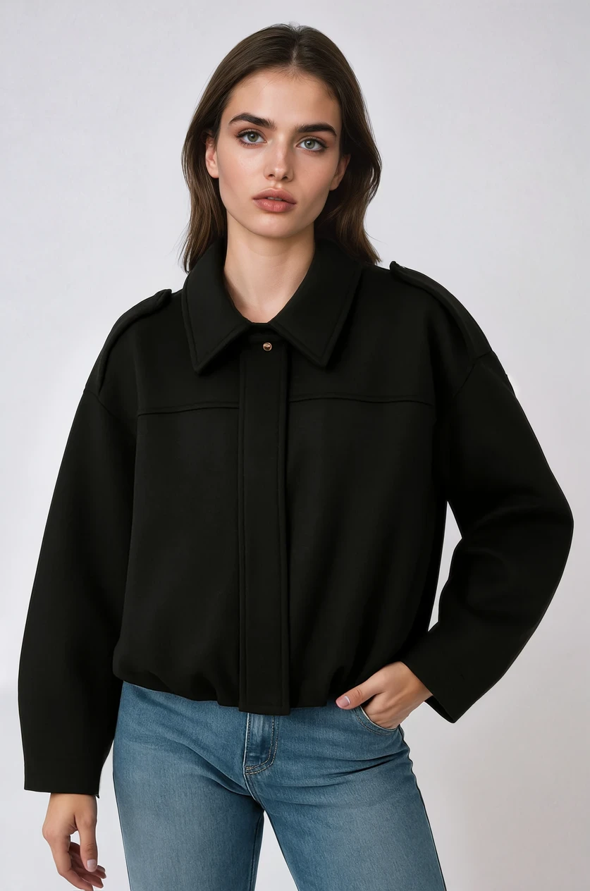 Essential Kort Jakke med Ballonærmer – Oversize Pasform